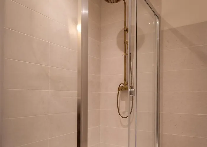 La Parenthese Yssoirienne - Balneo - Videoprojecteur Иссуар